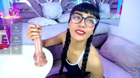 Violet online show from June 19, 11:16 am