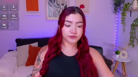 Violett Castel online show from May 13, 8:51 pm