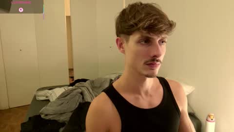 vitoraugustoxxx online show from May 24, 12:18 am