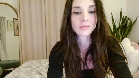 Lillian Rose online show from June 30, 3:28 am