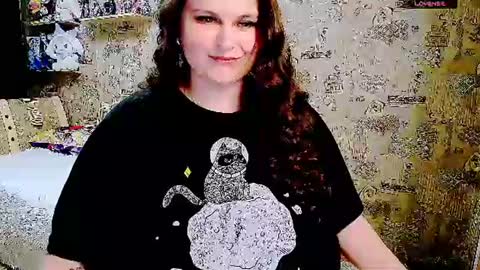 whisperinthedarkk online show from June 15, 9:07 pm
