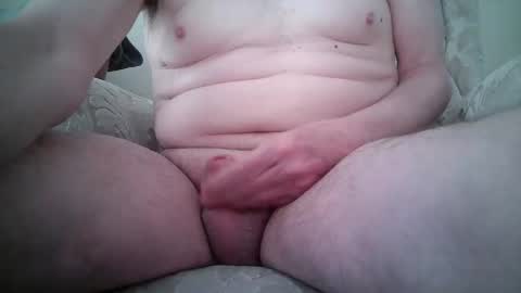 whitebriefs009 online show from May 10, 9:37 am
