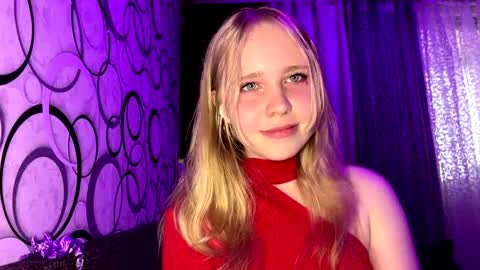 Anny online show from May 26, 9:15 am