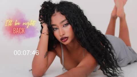 Ms Willow online show from May 11, 4:04 pm
