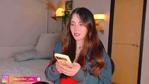   online show from May 8, 3:12 am