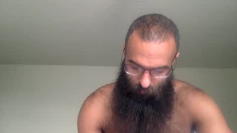 woof_wolf37 online show from May 14, 4:27 pm