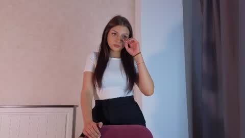 Mila today is the first day hello everyone  online show from June 22, 4:58 pm