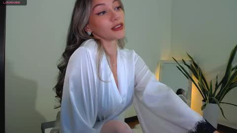 worldsbaby online show from May 20, 2:01 pm