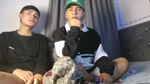 xandrodeluxe online show from July 14, 10:32 am