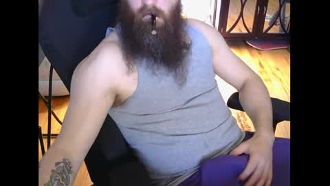 xiisil online show from May 4, 5:30 pm