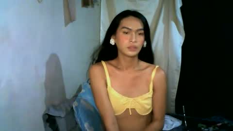 xmintaka online show from May 31, 12:04 pm