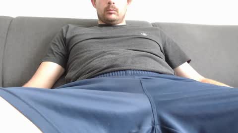 xsimbax__x online show from June 20, 1:39 pm