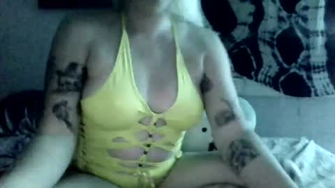 xxdarkangelxx33666 online show from July 17, 4:25 am