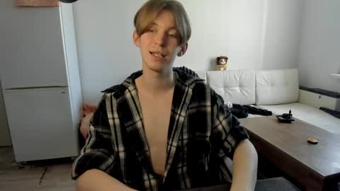 y0ursteve online show from May 9, 10:32 am