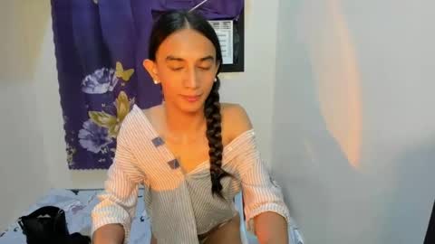 Bella online show from June 22, 11:17 am