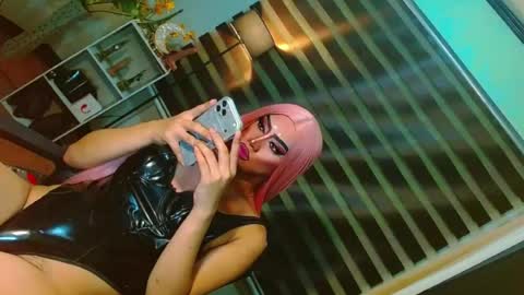 miss yasii online show from July 16, 5:27 pm
