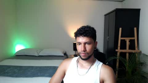 yeff online show from May 19, 11:45 pm