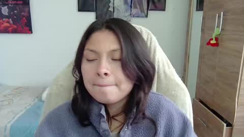 yessica_gomez01 online show from June 1, 10:11 pm