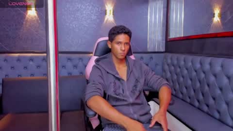 Yoel online show from June 21, 7:09 pm