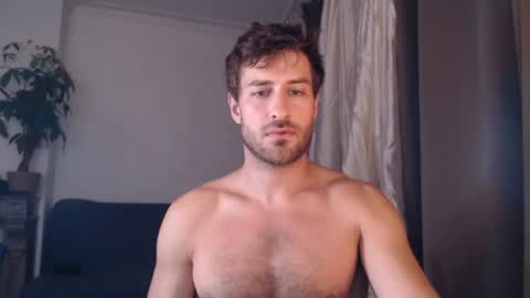 Yoooups online show from July 7, 9:19 pm