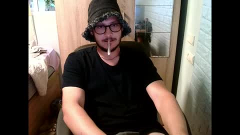 A... online show from May 31, 8:24 am