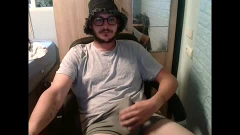 A... online show from June 18, 7:14 am