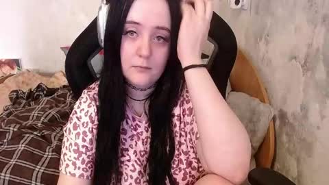 your_8a8y online show from June 5, 6:52 am