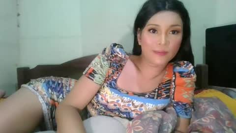 mimi online show from July 25, 7:39 am