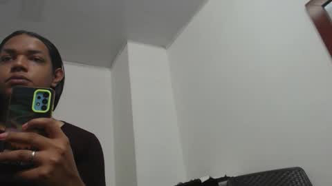 yuli_queent online show from June 8, 6:20 pm