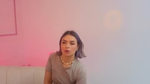Isabella online show from June 23, 1:06 pm