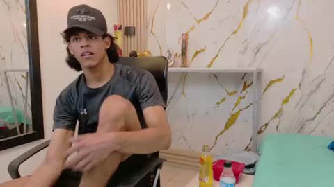 Zayn online show from July 27, 6:49 pm