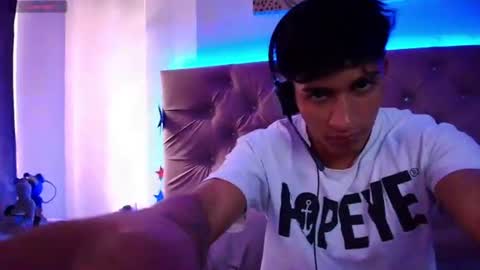 zaynmoretti online show from July 28, 8:12 pm