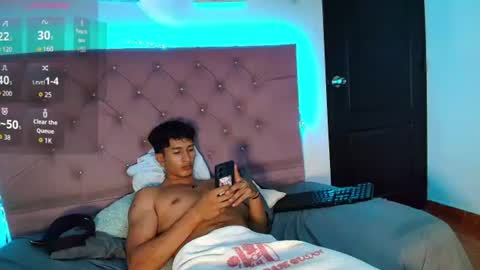 zaynmoretti online show from July 31, 11:06 pm