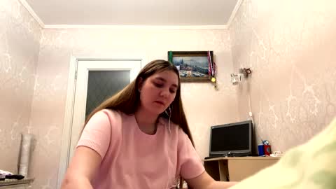 zeniabrossoit online show from June 1, 3:35 pm