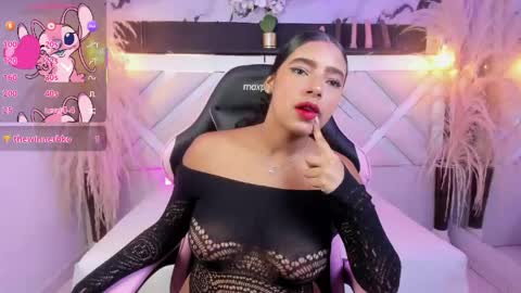 Zoey  online show from June 9, 11:04 pm