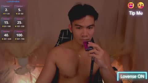 Bruce online show from December 6, 12:22 pm