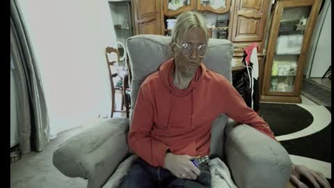 jeff online show from December 17, 11:28 am