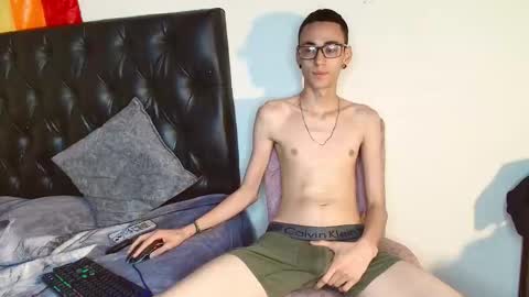 Snapshot of 0_ojacob chatting on September 27, 5:49 am 0 oJacob online show from September 27, 5:49 am