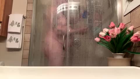 12sil online show from March 23, 12:54 pm