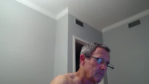 13glanmorfa online show from April 22, 3:24 am