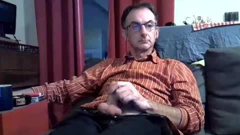 Snapshot of 18remy45 chatting on September 15, 9:05 pm 18remy45 online show from September 15, 9:05 pm