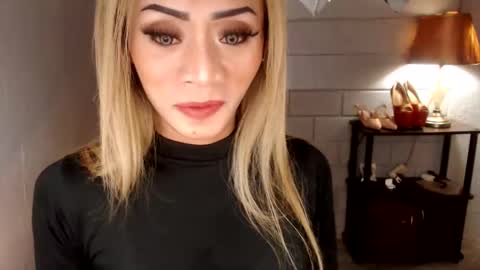 angel online show from March 27, 5:36 pm