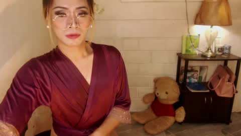 Snapshot of 1bigsurprise4you chatting on February 22, 12:38 am angel online show from February 22, 12:38 am
