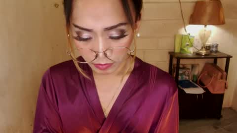 Snapshot of 1bigsurprise4you chatting on March 7, 1:53 am angel online show from March 7, 1:53 am