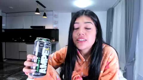 Hello soy bonnie  online show from March 4, 1:34 am