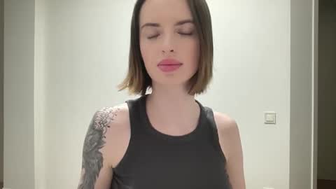 DOVE online show from December 5, 9:23 pm