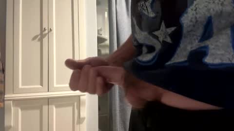 Snapshot of 1hunglo412 chatting on September 29, 10:58 am 1hunglo412 online show from September 29, 10:58 am