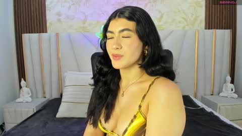 Snapshot of 1m_emily chatting on January 28, 9:50 pm . online show from January 28, 9:50 pm