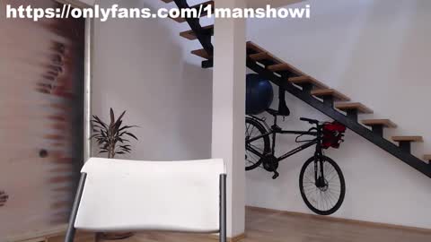 Snapshot of 1manshow11 chatting on January 13, 6:49 pm 1manshow11 online show from January 13, 6:49 pm