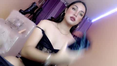 1miracle_tranny online show from November 15, 2:57 am